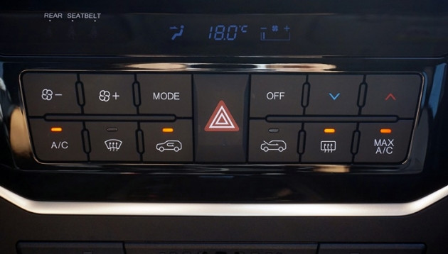 더뉴 티볼리 1.6 V1 116호7968